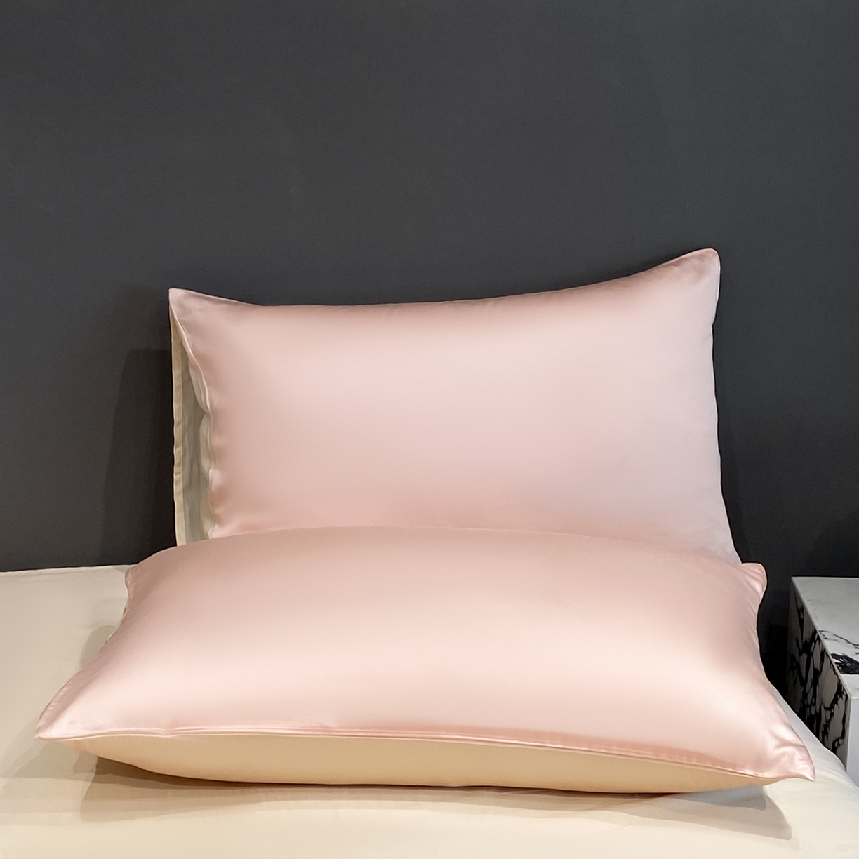 91家纺网 家纺一手货源 找家纺 云棉坊 2026新款水洗冰丝夏被-满绣系列 蝴蝶结-粉香槟