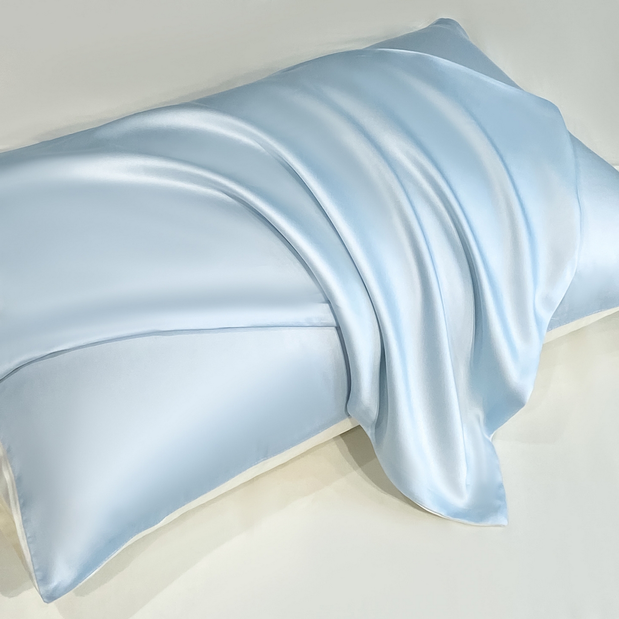 91家纺网 家纺一手货源 找家纺 云棉坊 2026新款水洗冰丝夏被-满绣系列 波点-清澈兰