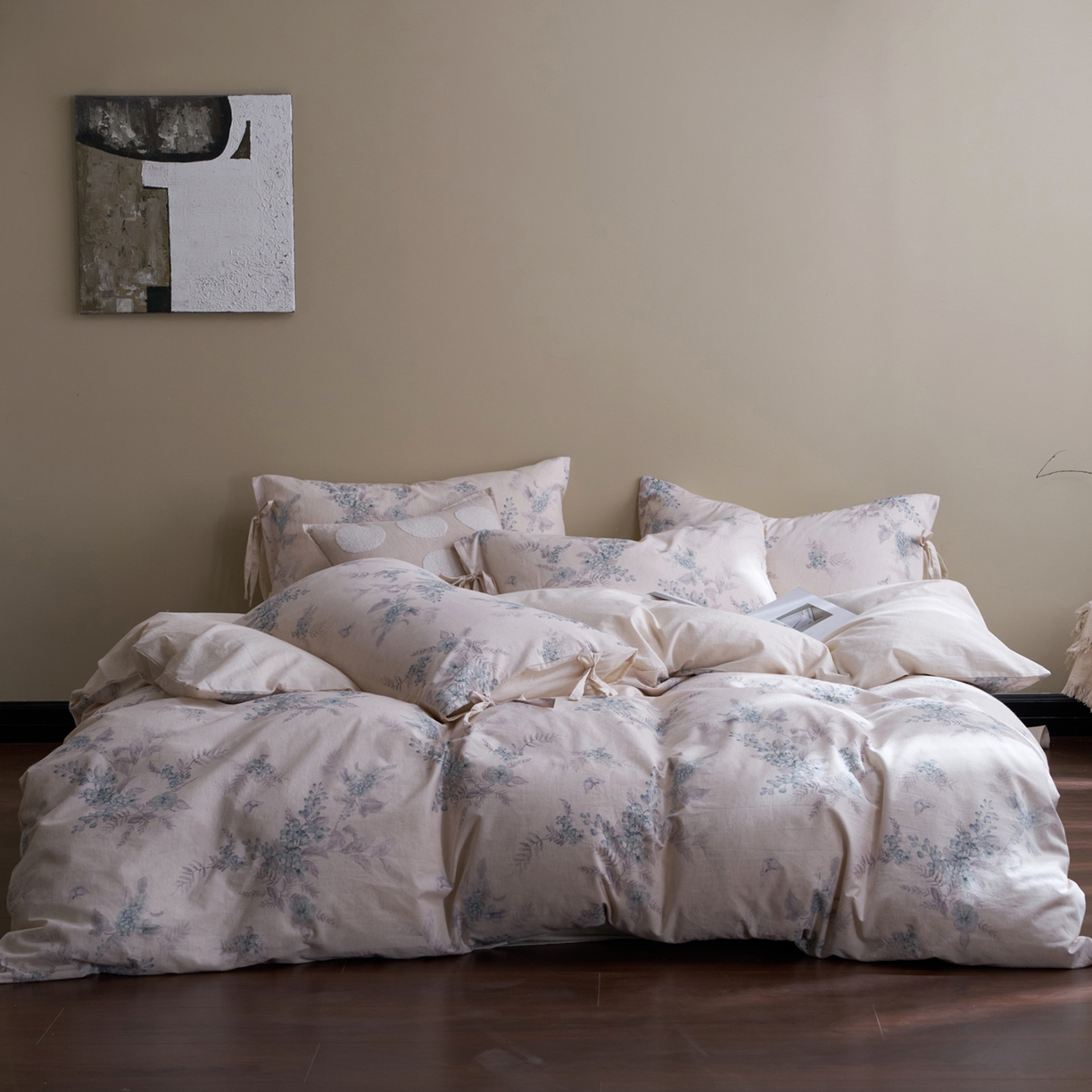 91家纺网 家纺一手货源 找家纺 久典家居 2026新款A类棉麻数码印花四件套 蓝絮花影