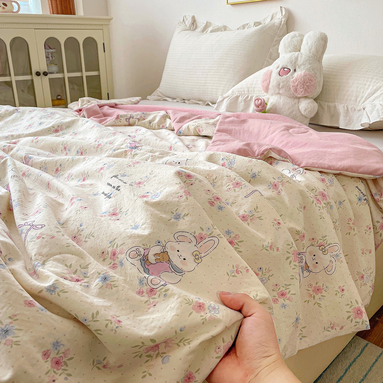 91家纺网 家纺一手货源 找家纺 纽缦家纺 2026春夏新款A类古法水洗棉夏被夏凉被空调被 美丽小兔