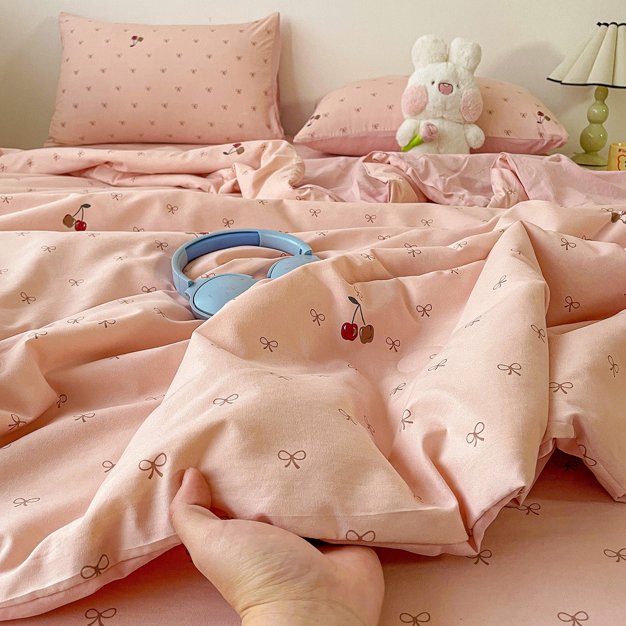 91家纺网 家纺一手货源 找家纺 纽缦家纺 2026春夏新款A类古法水洗棉夏被夏凉被空调被 梦樱粉