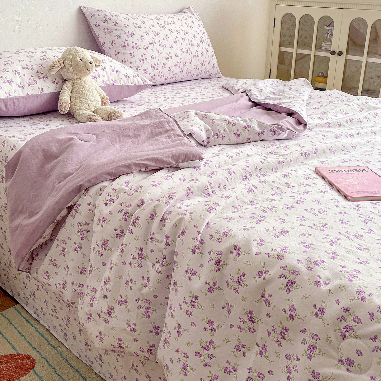 91家纺网 家纺一手货源 找家纺 纽缦家纺 2026春夏新款A类古法水洗棉夏被夏凉被空调被 波影紫