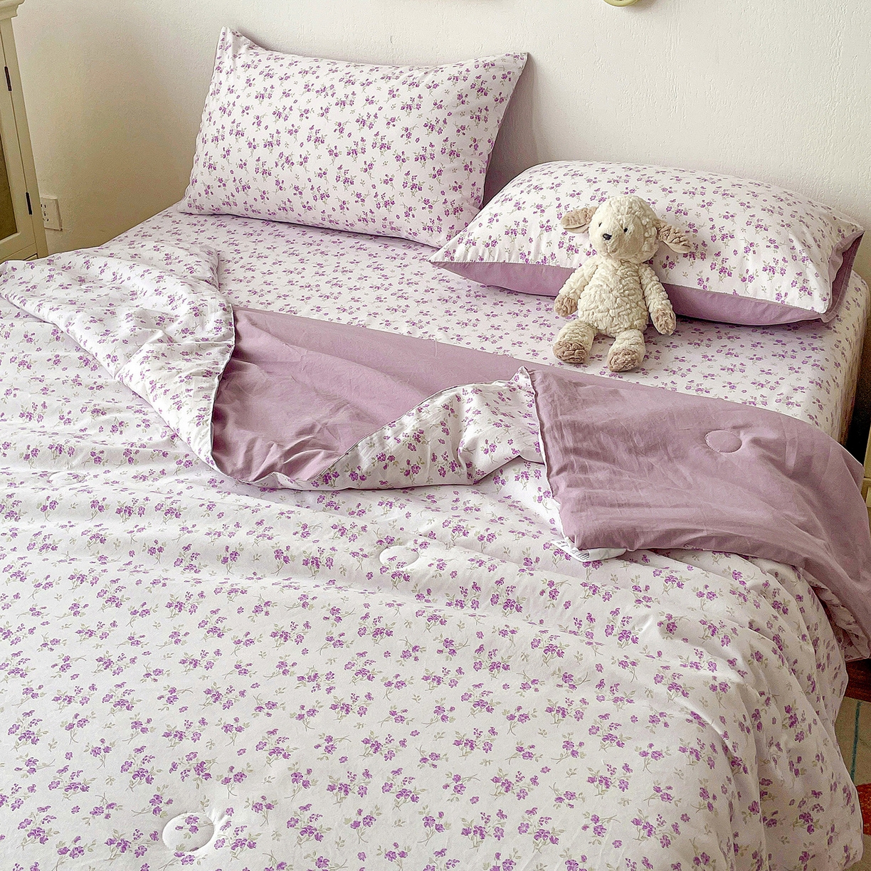 91家纺网 家纺一手货源 找家纺 纽缦家纺 2026春夏新款A类古法水洗棉夏被夏凉被空调被 波影紫