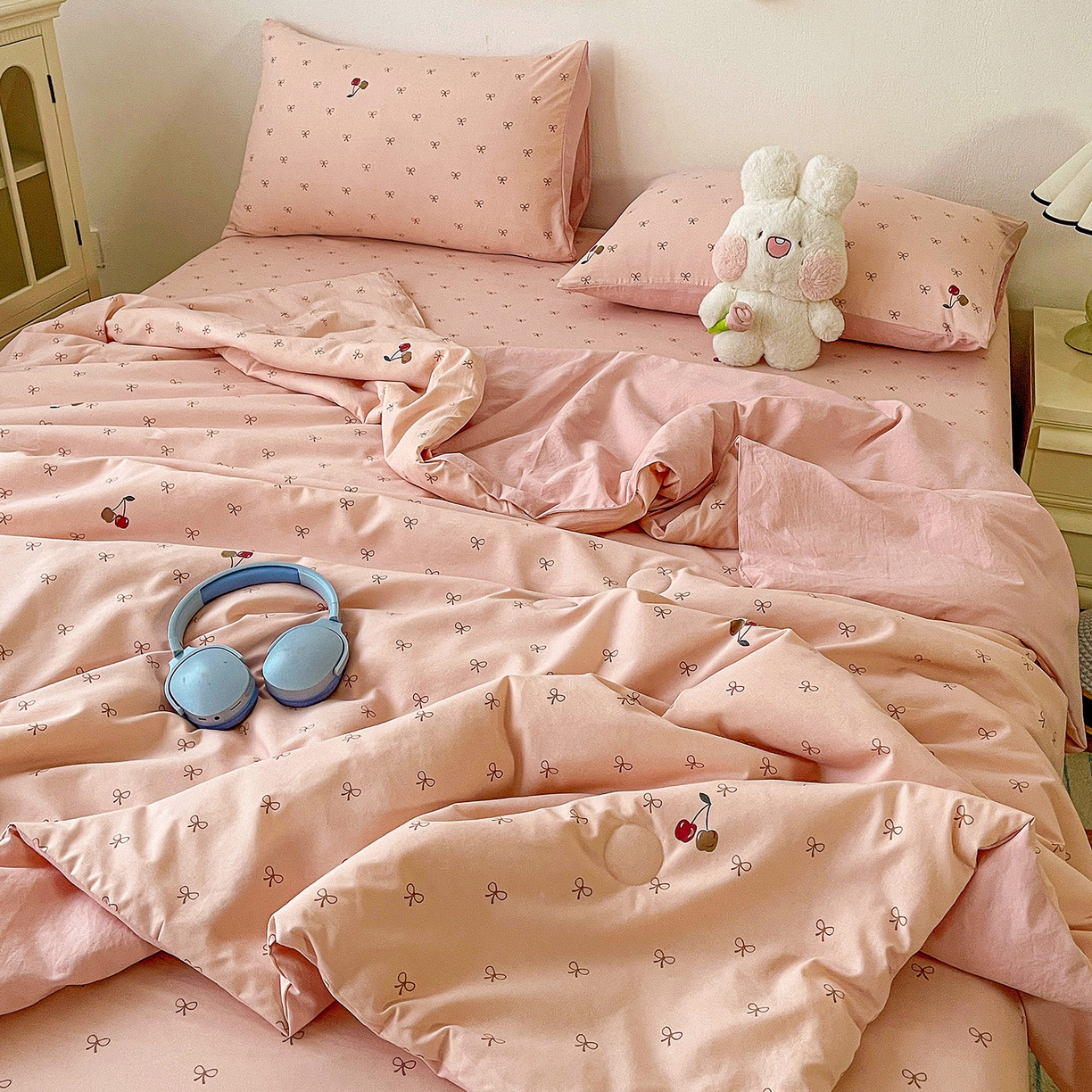 91家纺网 家纺一手货源 找家纺 纽缦家纺 2026春夏新款A类古法水洗棉夏被夏凉被空调被 梦樱粉