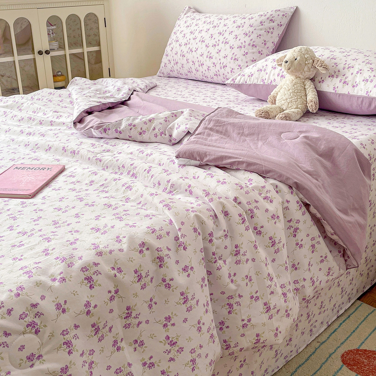 91家纺网 家纺一手货源 找家纺 纽缦家纺 2026春夏新款A类古法水洗棉夏被夏凉被空调被 波影紫