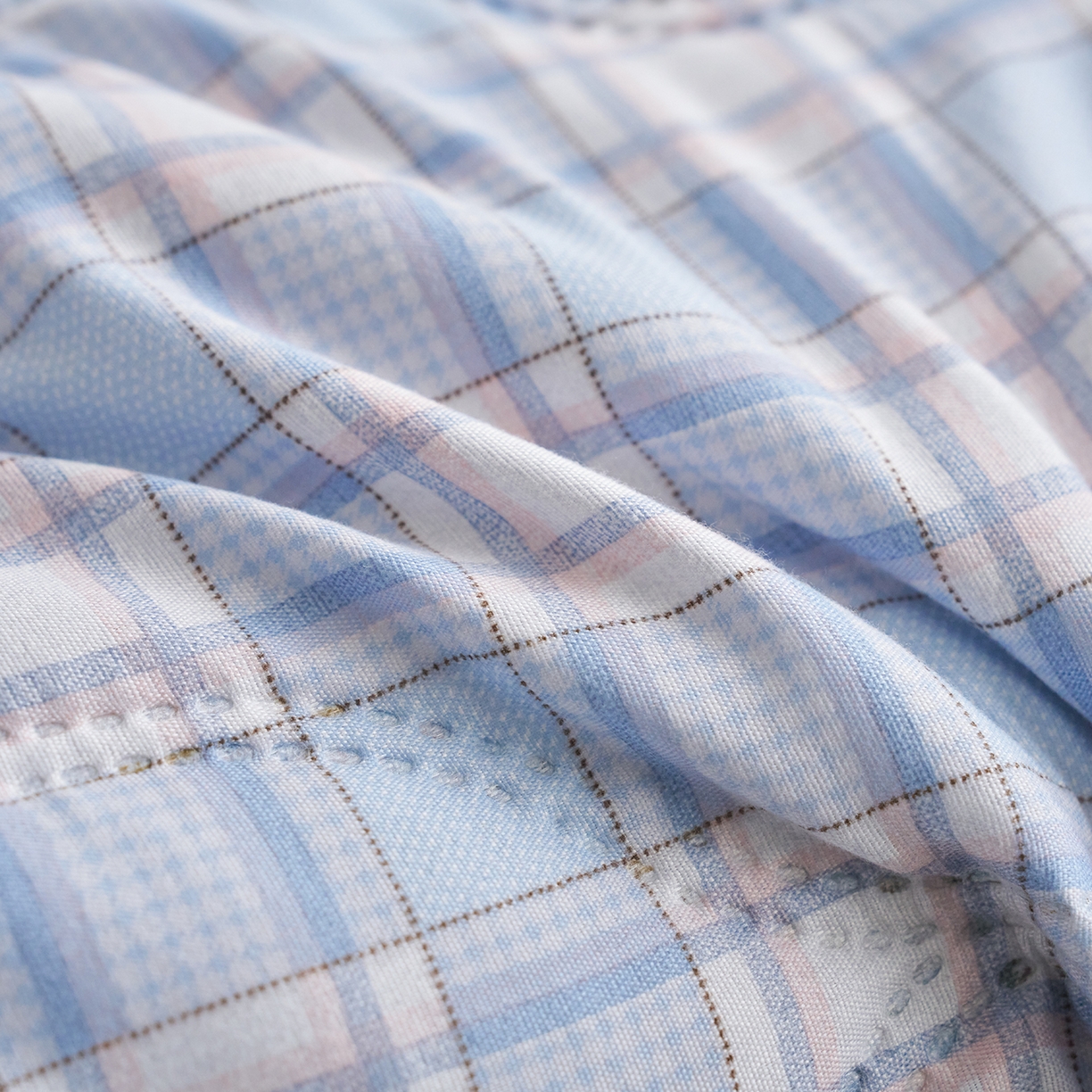 91家纺网 家纺一手货源 找家纺 悦织湾家纺 2026新款超声波夏被亲肤绒夏凉被芦荟棉夏季被子批发供货赠品礼品被便宜夏被空调被 魔幻格子