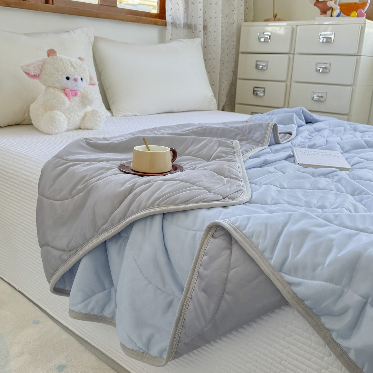 91家纺网 家纺一手货源 找家纺 （总）默忆 2026春夏新款绗缝冰激凌凉感丝夏被夏凉被空调被