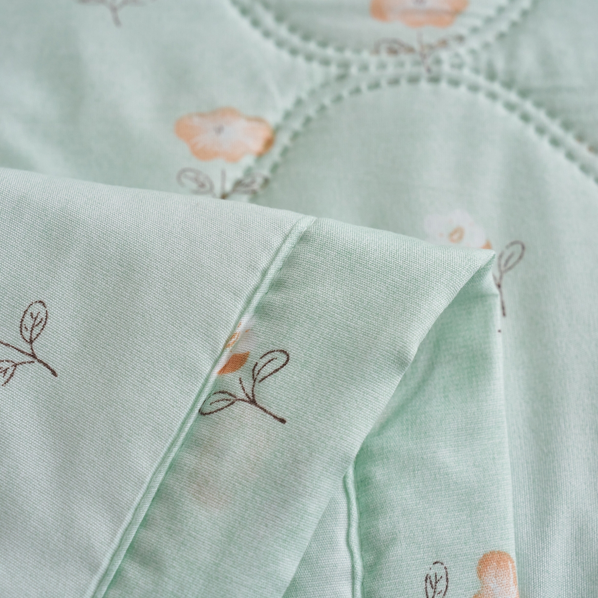 91家纺网 家纺一手货源 找家纺 悦织湾家纺 2026新款超声波夏被亲肤绒夏凉被芦荟棉夏季被子批发供货赠品礼品被便宜夏被空调被 仙踪