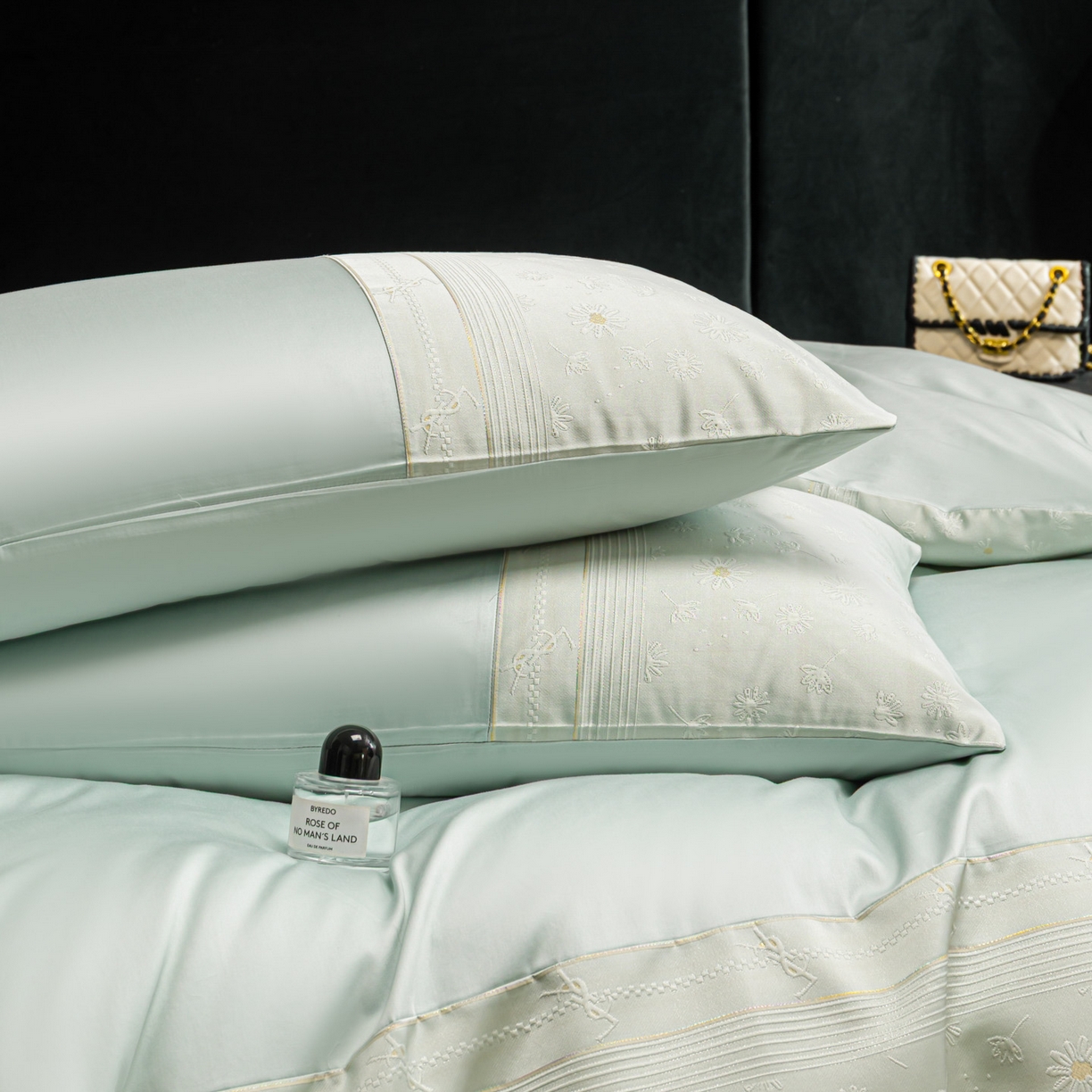 91家纺网 家纺一手货源 找家纺 女子家纺 2026春夏新款全棉纯棉刺绣拼角四件套-缦悦系列 缦悦-繁星蓝