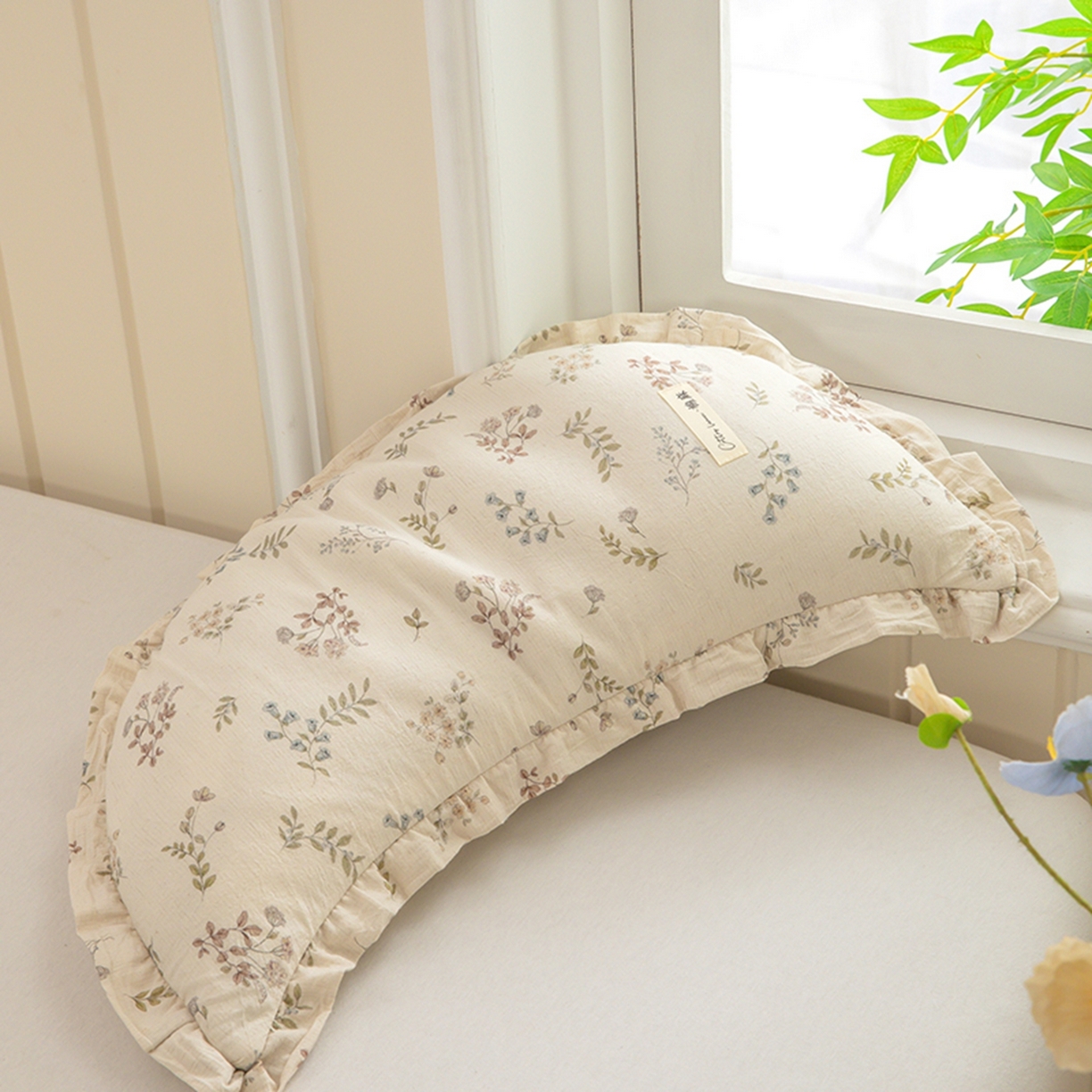 91家纺网 家纺一手货源 找家纺 枕之坊 2026新款棉麻月牙荞麦枕枕头枕芯 棉麻月牙-林间花语