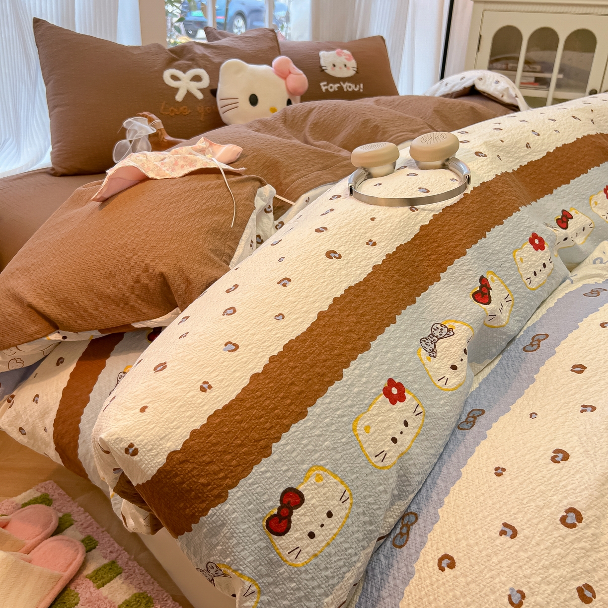 91家纺网 家纺一手货源 找家纺 韩巢家纺 2026新款泡芙纱费尔岛毛巾绣四件套 可可小猫条-毛巾绣