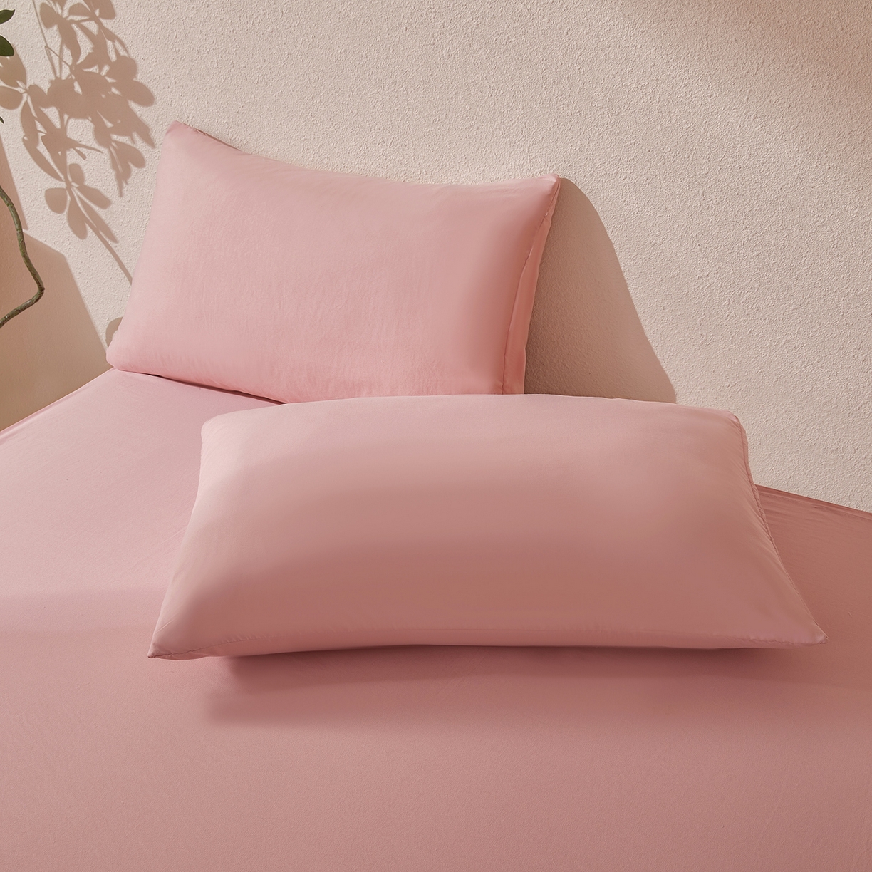 91家纺网 家纺一手货源 找家纺 罗布斯 2026新款高克重纯色简约风小清新花卉风水洗棉空调被夏被100%新疆棉花夏凉被（买家秀加微) 豆沙粉