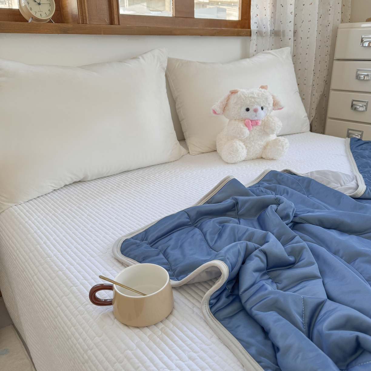 91家纺网 家纺一手货源 找家纺 默忆 2026春夏新款绗缝冰激凌凉感丝夏被夏凉被空调被 古典兰