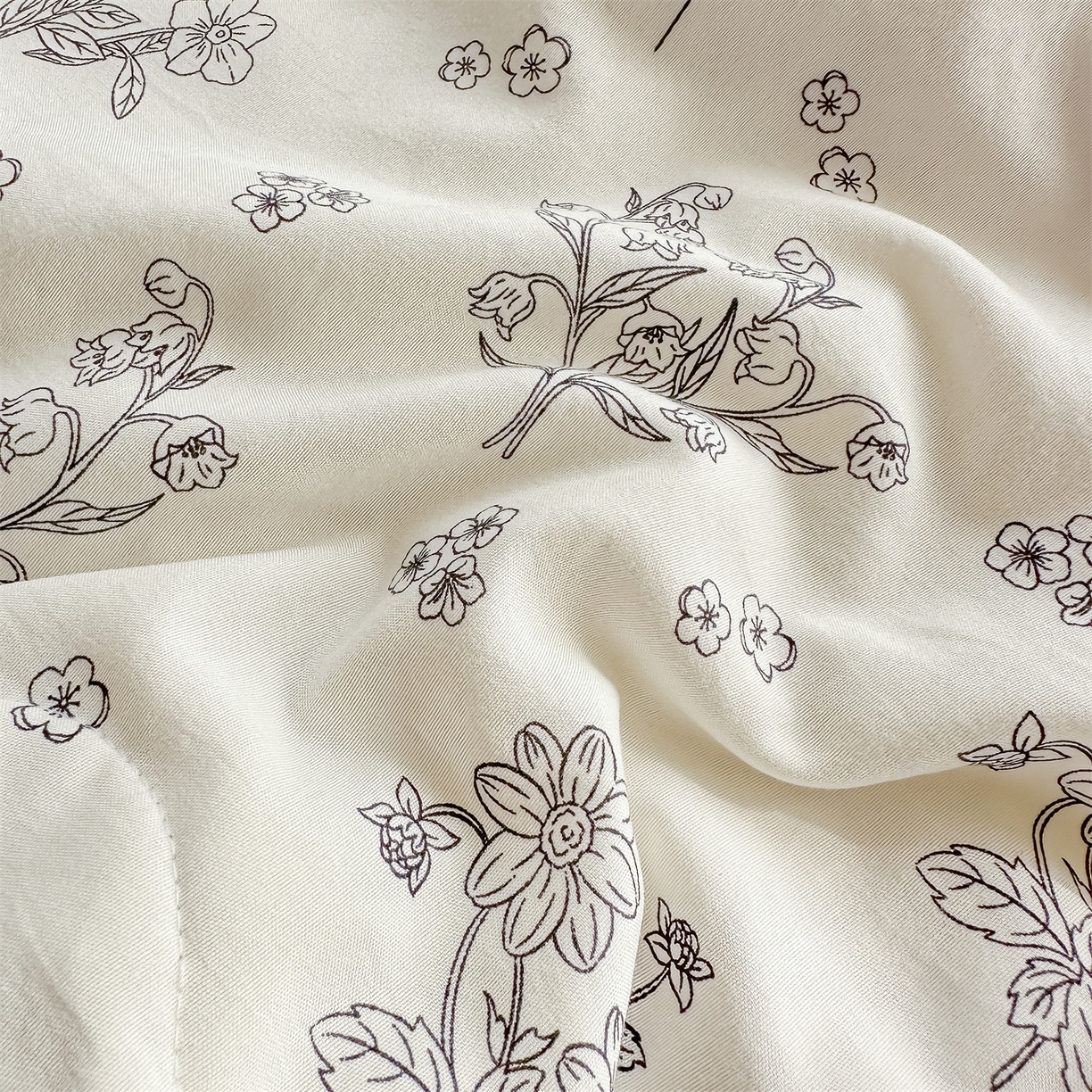 91家纺网 家纺一手货源 找家纺 招财星家纺 2026新款A类水洗棉皱绉纱夏被空调被印花夏凉被子被芯（带质检报告买家秀） 花语