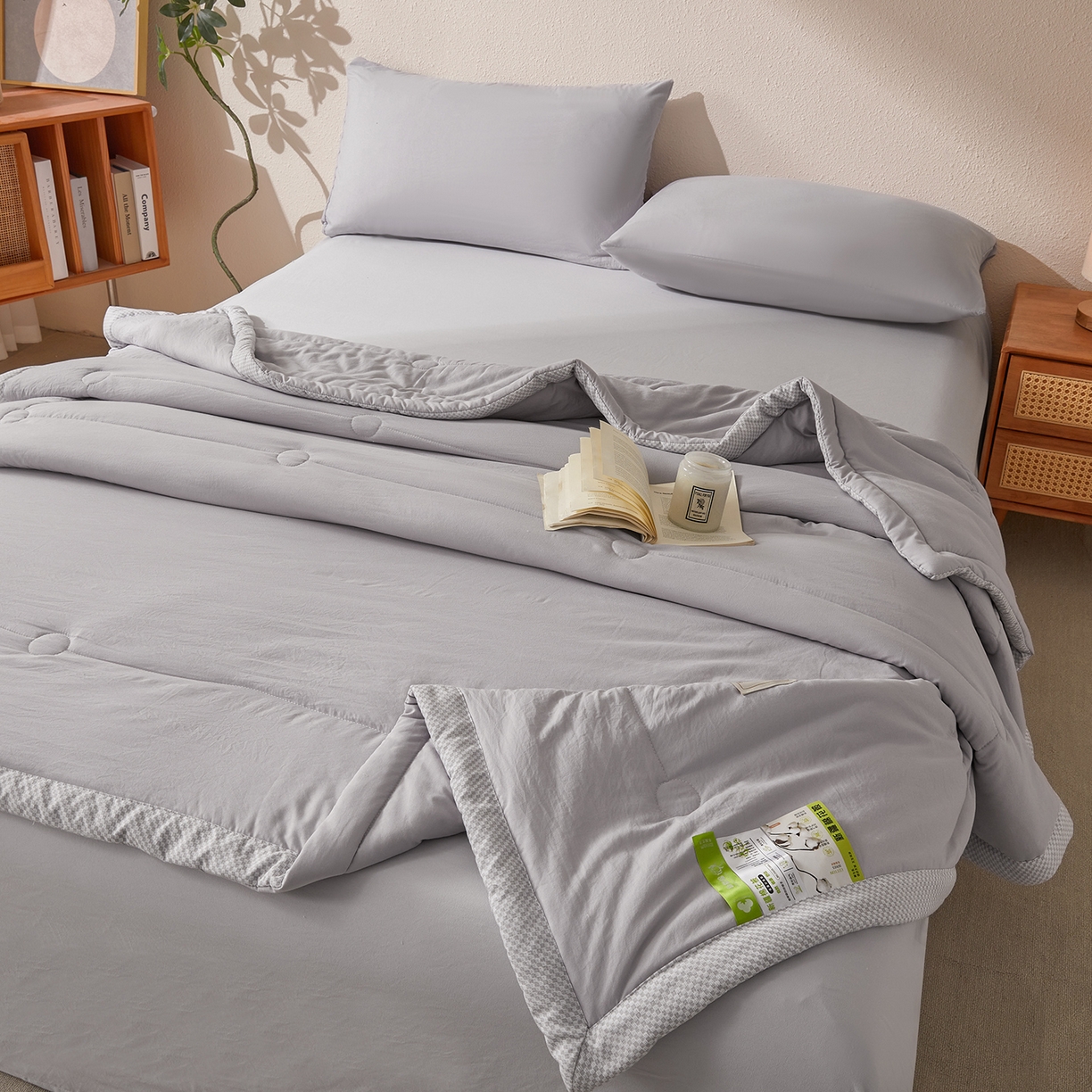 91家纺网 家纺一手货源 找家纺 罗布斯 2026新款高克重纯色简约风小清新花卉风水洗棉空调被夏被100%新疆棉花夏凉被（买家秀加微) 星辰灰