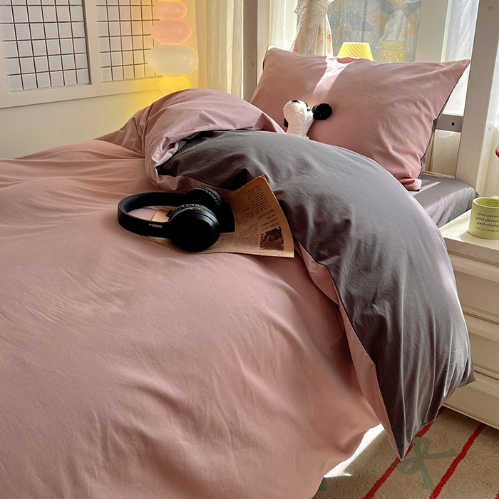 91家纺网 家纺一手货源 找家纺 缦绣阁家纺 2026新款无印风纯色纯棉四件套全棉被套床单床笠被罩学生宿舍上下铺三件套床上用品 浅豆沙石墨灰