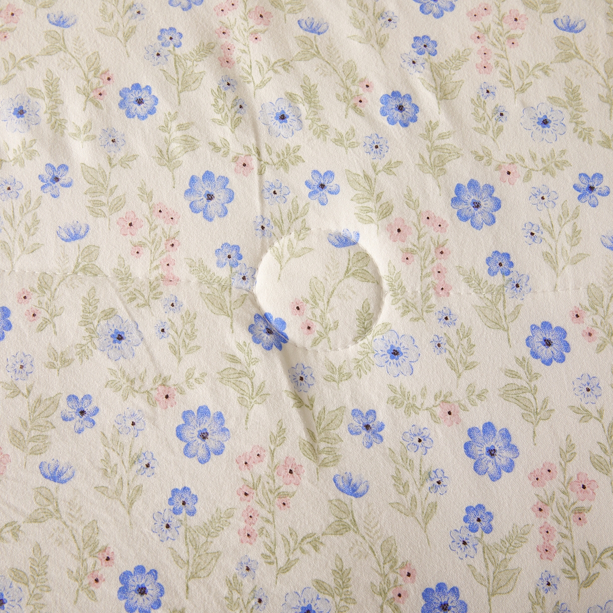 91家纺网 家纺一手货源 找家纺 罗布斯 2026新款高克重纯色简约风小清新花卉风水洗棉空调被夏被100%新疆棉花夏凉被（买家秀加微) 安娜花园