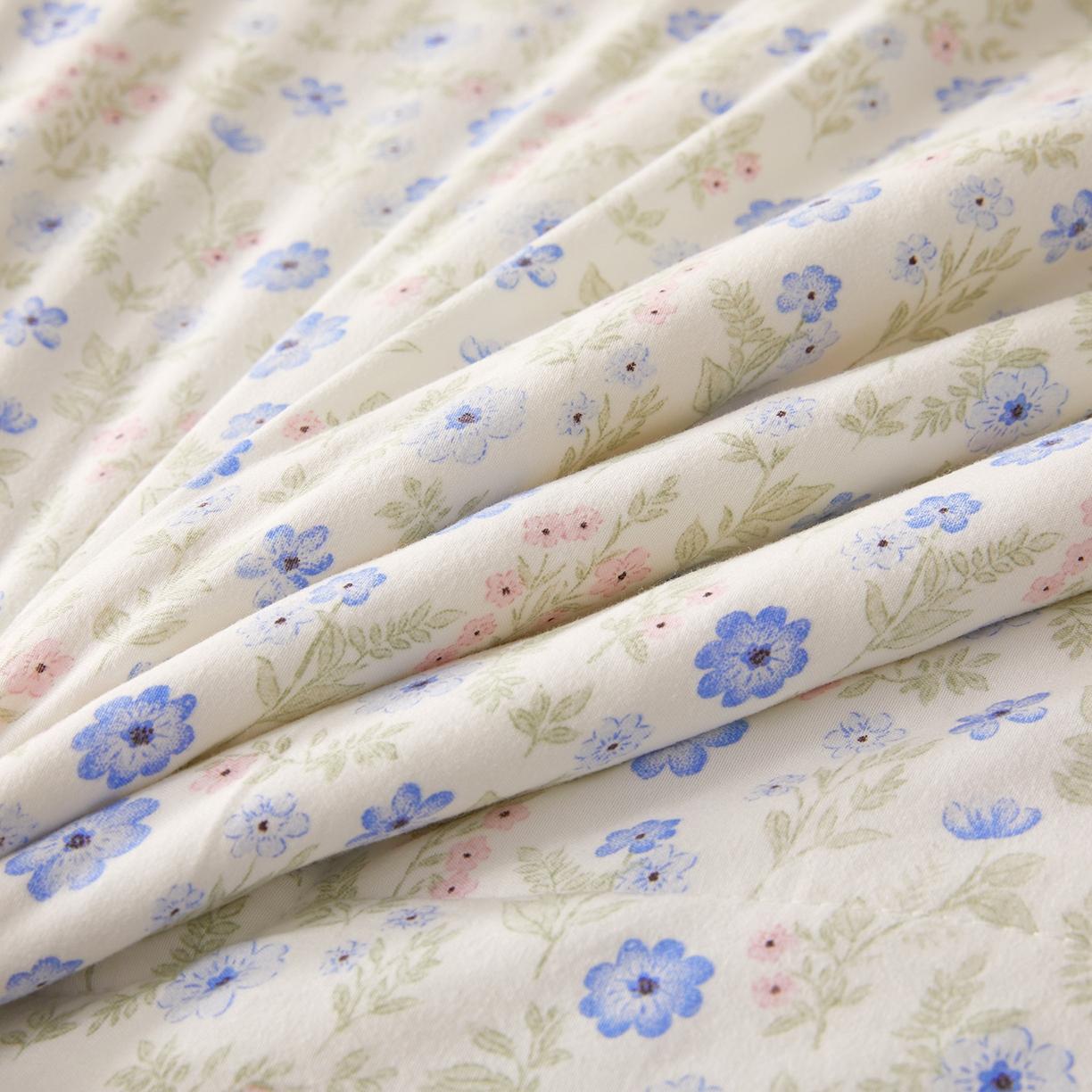 91家纺网 家纺一手货源 找家纺 罗布斯 2026新款高克重纯色简约风小清新花卉风水洗棉空调被夏被100%新疆棉花夏凉被（买家秀加微) 安娜花园