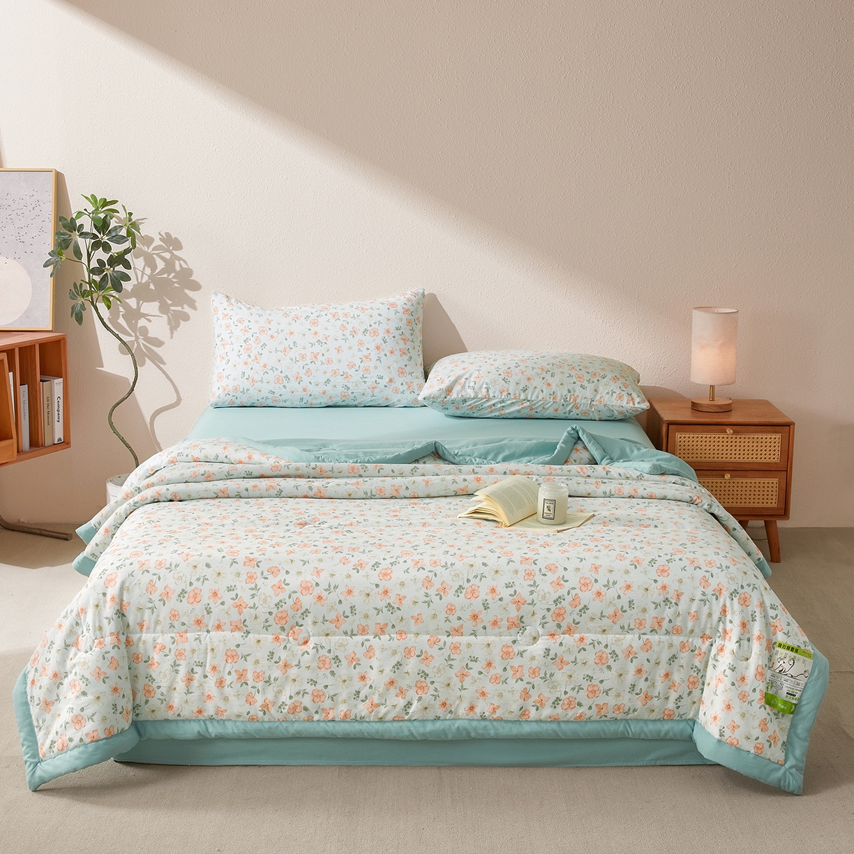 91家纺网 家纺一手货源 找家纺 罗布斯 2026新款高克重纯色简约风小清新花卉风水洗棉空调被夏被100%新疆棉花夏凉被（买家秀加微) 晨曦花漾