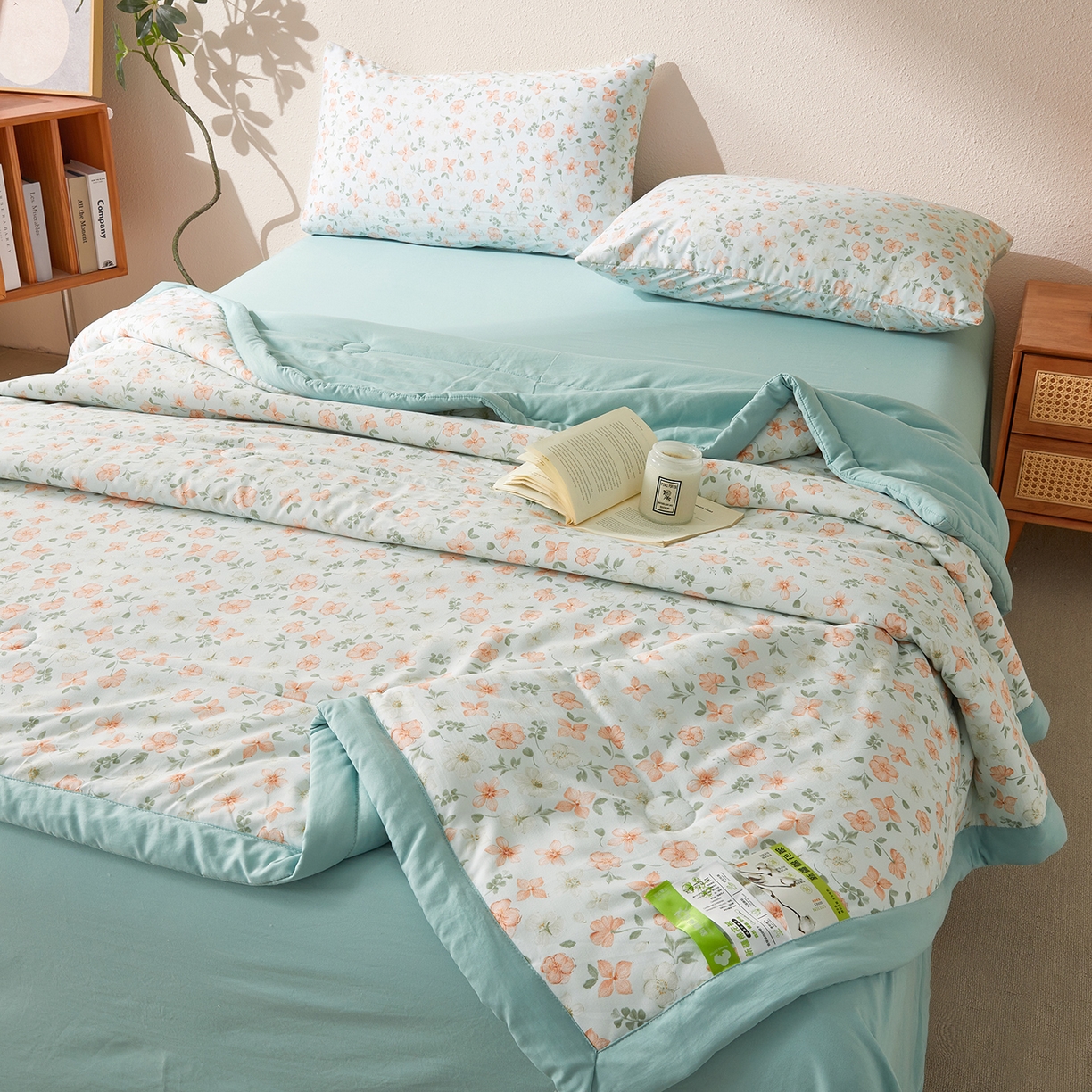 91家纺网 家纺一手货源 找家纺 罗布斯 2026新款高克重纯色简约风小清新花卉风水洗棉空调被夏被100%新疆棉花夏凉被（买家秀加微) 晨曦花漾