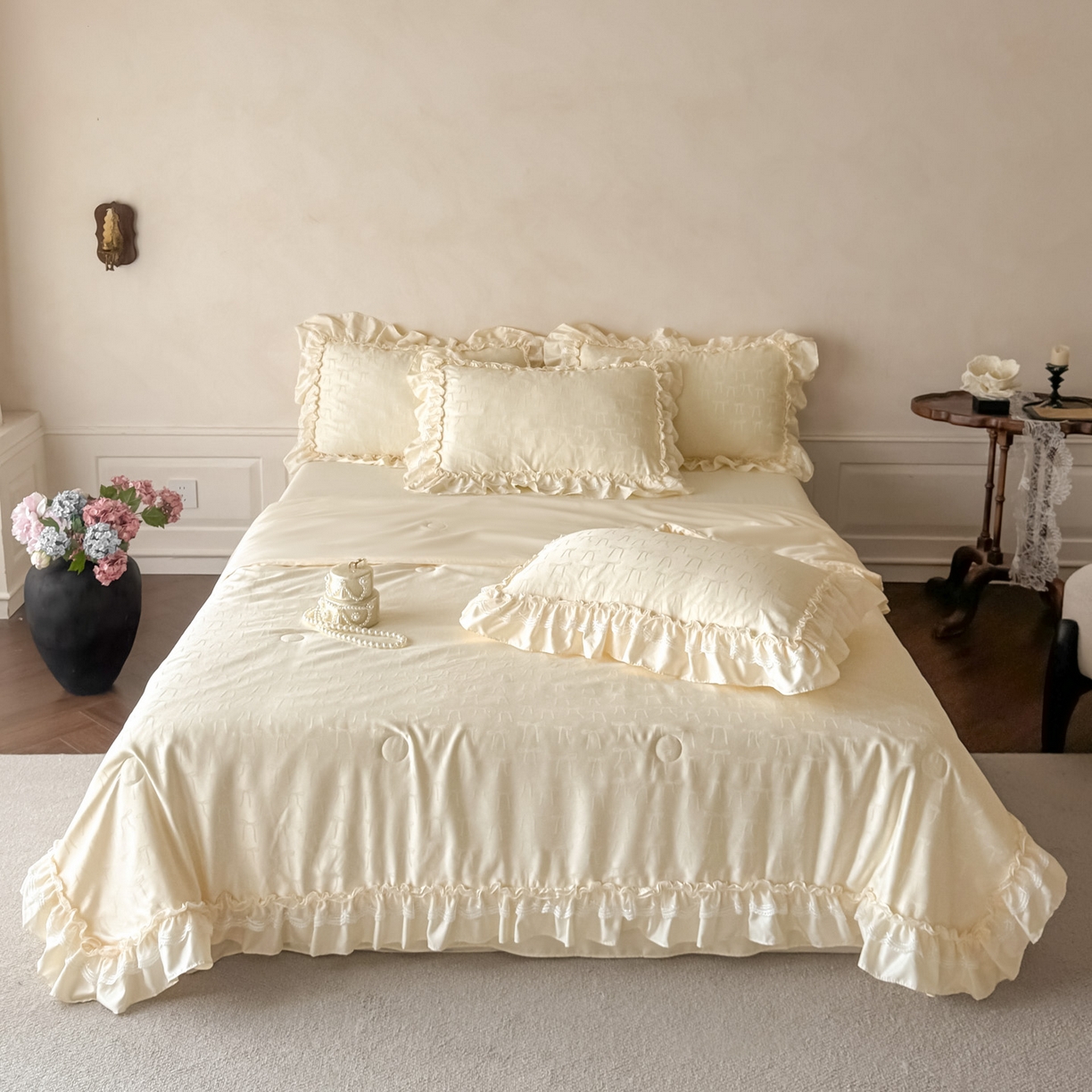 迪梦姿家纺 2026新款春意真丝提花蕾丝款夏被四件套 奶白