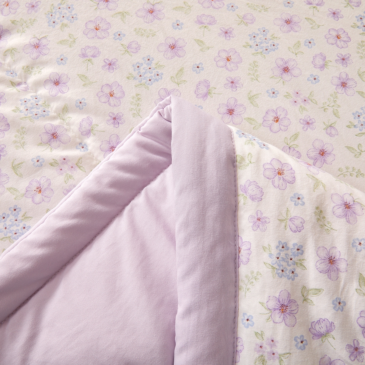 91家纺网 家纺一手货源 找家纺 罗布斯 2026新款高克重纯色简约风小清新花卉风水洗棉空调被夏被100%新疆棉花夏凉被（买家秀加微) 春日繁花