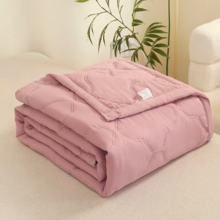 91家纺网 家纺一手货源 找家纺 悦织湾家纺 2026新款超声波夏被纯色水洗棉夏凉被批发赠品礼品被供货 夏被-豆沙