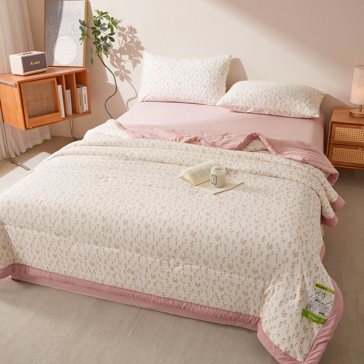 91家纺网 家纺一手货源 找家纺 罗布斯 2026新款高克重纯色简约风小清新花卉风水洗棉空调被夏被100%新疆棉花夏凉被（买家秀加微) 郁见