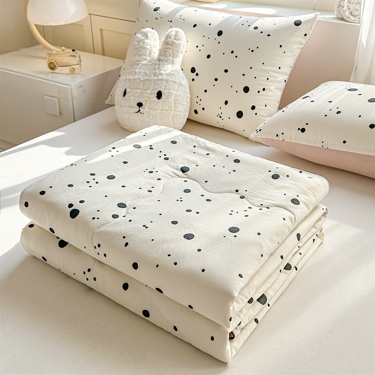 91家纺网 家纺一手货源 找家纺 招财星家纺 2026新款A类水洗棉皱绉纱夏被空调被印花夏凉被子被芯（带质检报告买家秀） 墨点