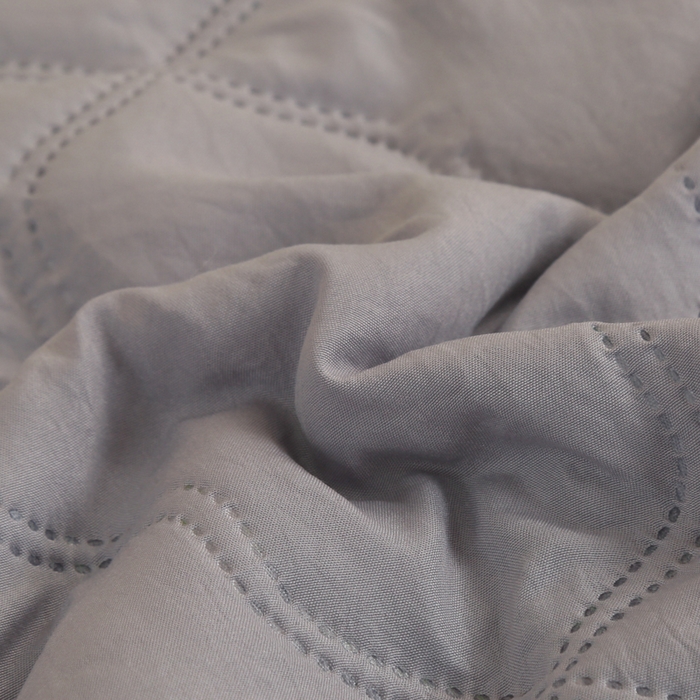 91家纺网 家纺一手货源 找家纺 悦织湾家纺 2026新款超声波夏被纯色水洗棉夏凉被批发赠品礼品被供货 夏被-灰