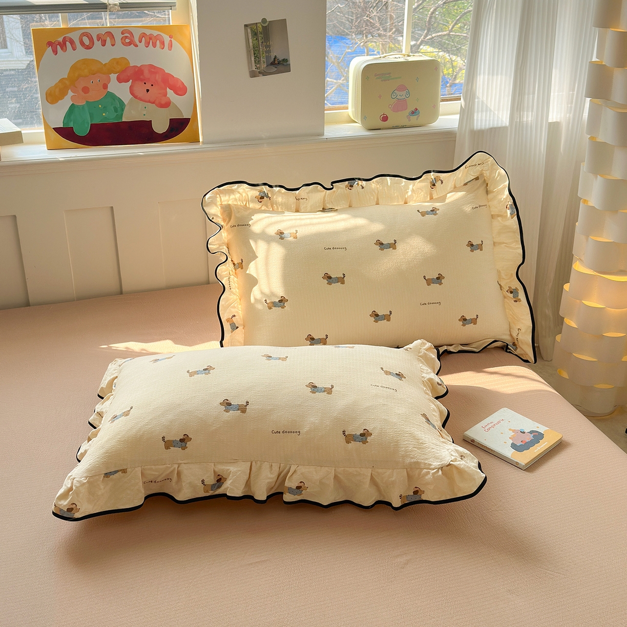 91家纺网 家纺一手货源 找家纺 壹和 2026新款A类云感花边款双层纱床盖款和床单款四件套单床盖单被套 俏皮狗