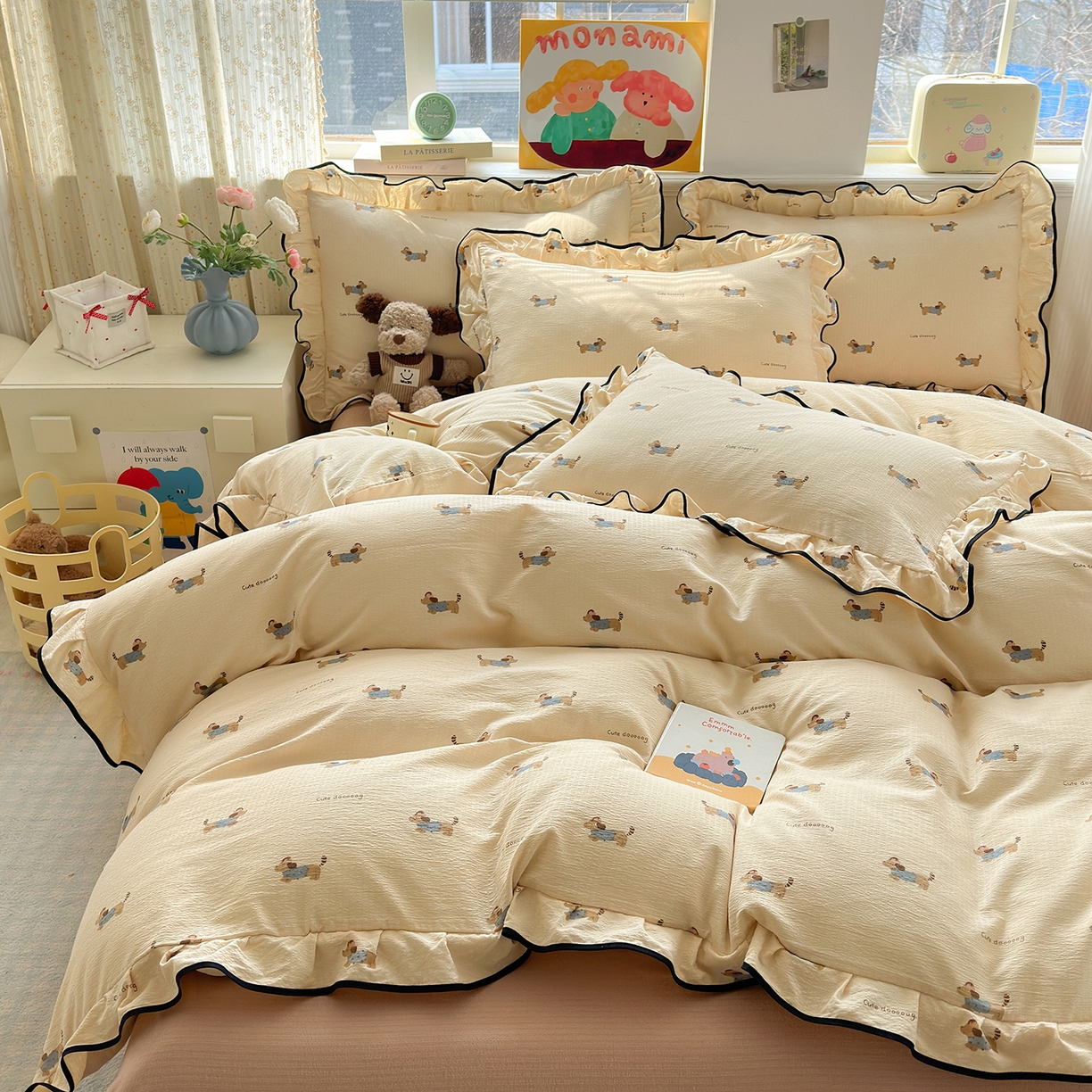 91家纺网 家纺一手货源 找家纺 壹和 2026新款A类云感花边款双层纱床盖款和床单款四件套单床盖单被套 俏皮狗