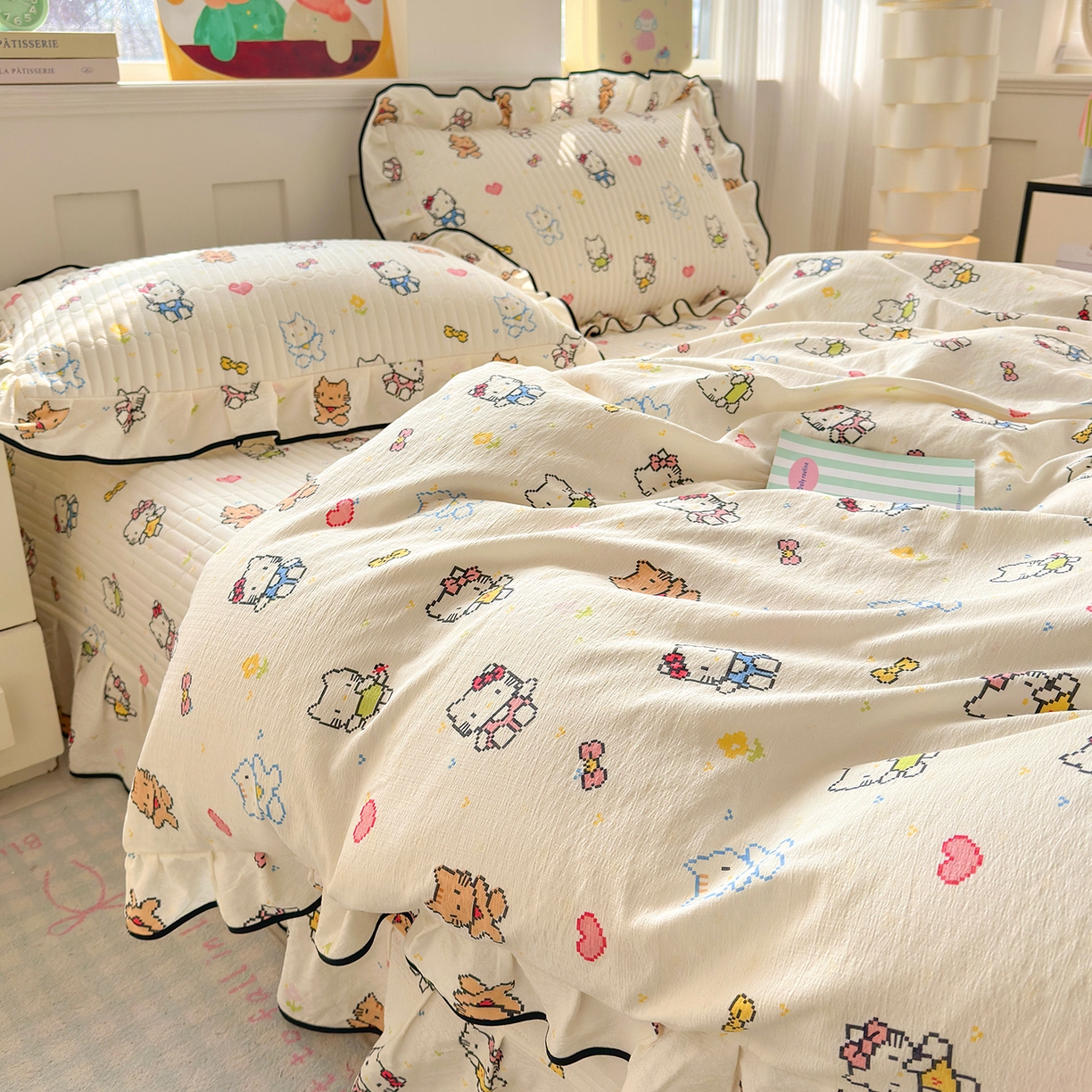 91家纺网 家纺一手货源 找家纺 壹和 2026新款A类云感花边款双层纱床盖款和床单款四件套单床盖单被套 像素凯蒂