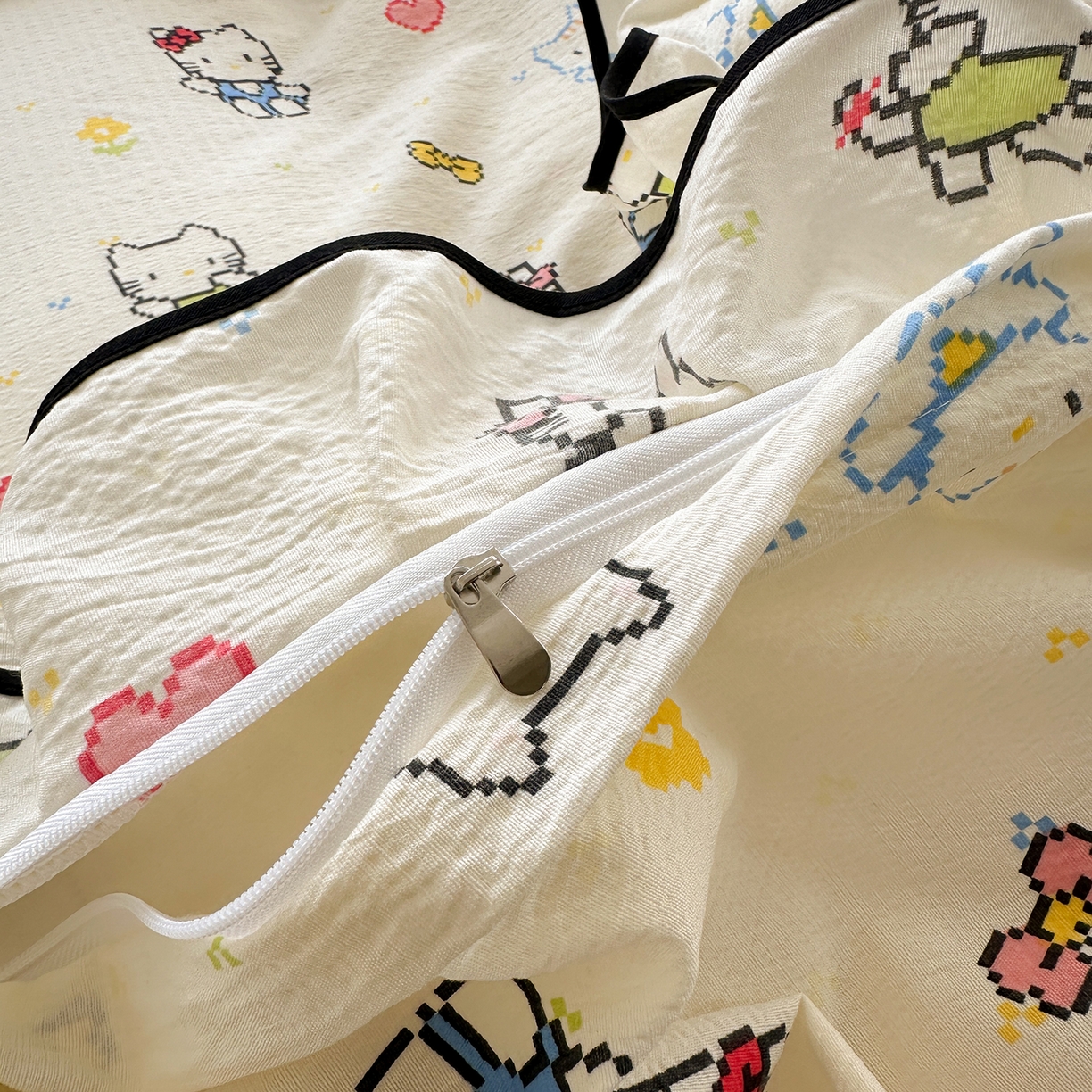 91家纺网 家纺一手货源 找家纺 壹和 2026新款A类云感花边款双层纱床盖款和床单款四件套单床盖单被套 像素凯蒂