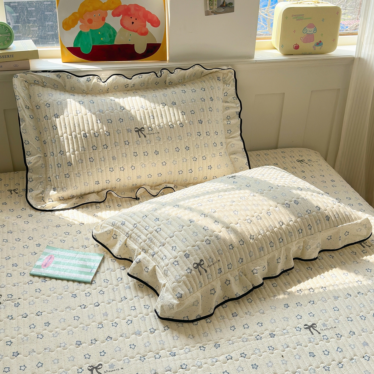 91家纺网 家纺一手货源 找家纺 壹和 2026新款A类云感花边款双层纱床盖款和床单款四件套单床盖单被套 满天星