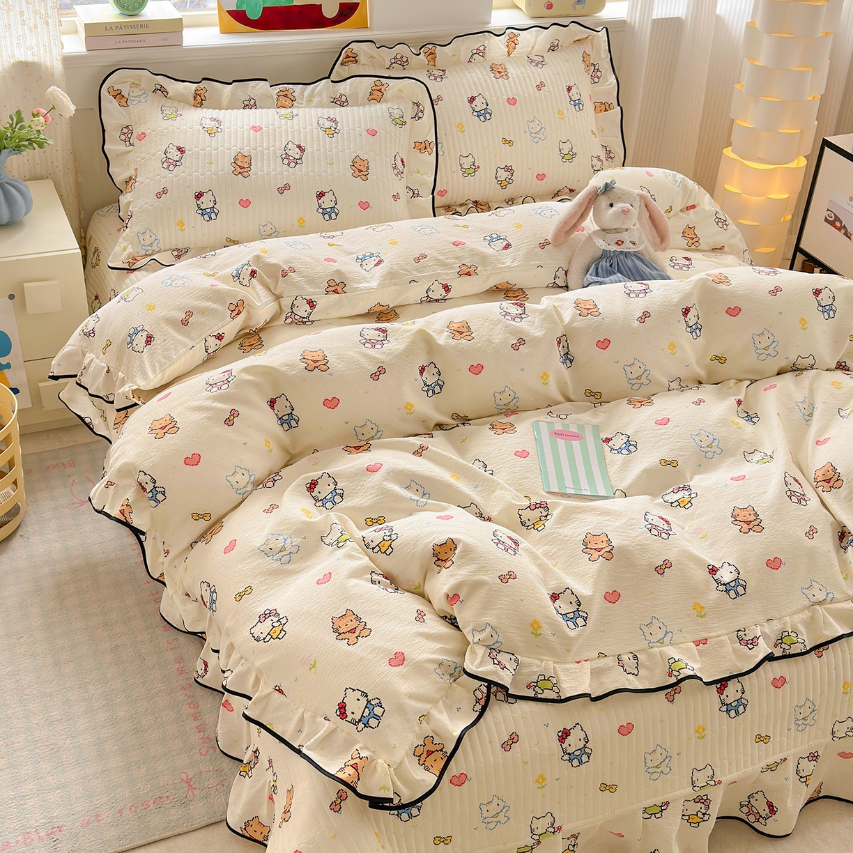 91家纺网 家纺一手货源 找家纺 壹和 2026新款A类云感花边款双层纱床盖款和床单款四件套单床盖单被套 像素凯蒂