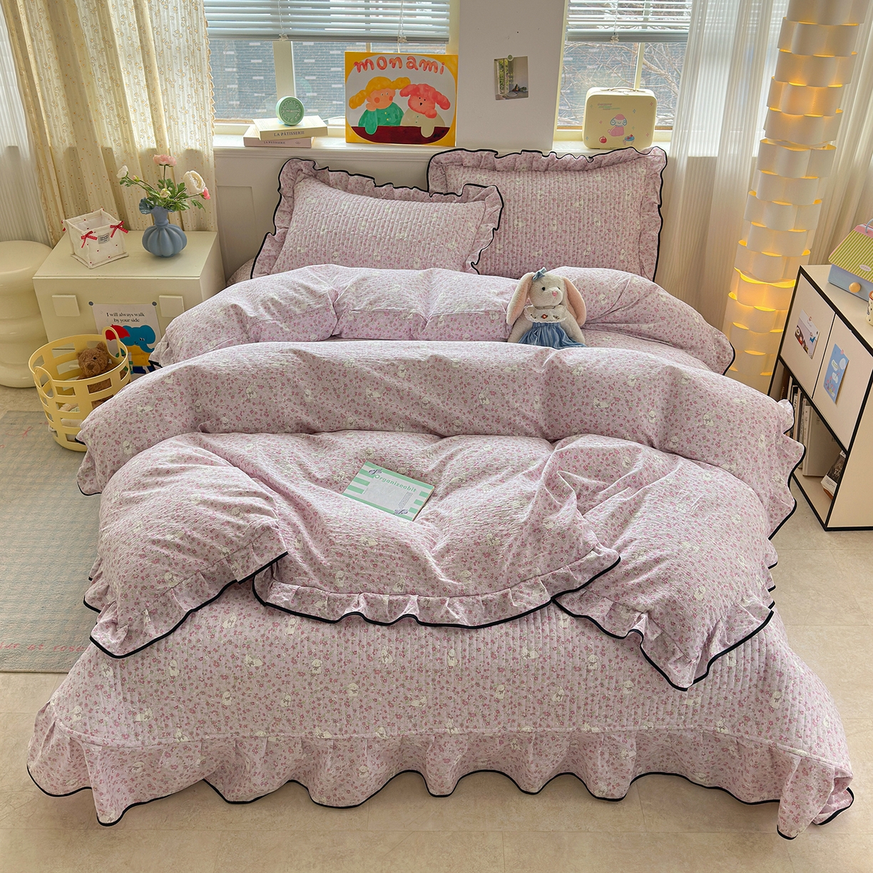 91家纺网 家纺一手货源 找家纺 壹和 2026新款A类云感花边款双层纱床盖款和床单款四件套单床盖单被套 花田兔语