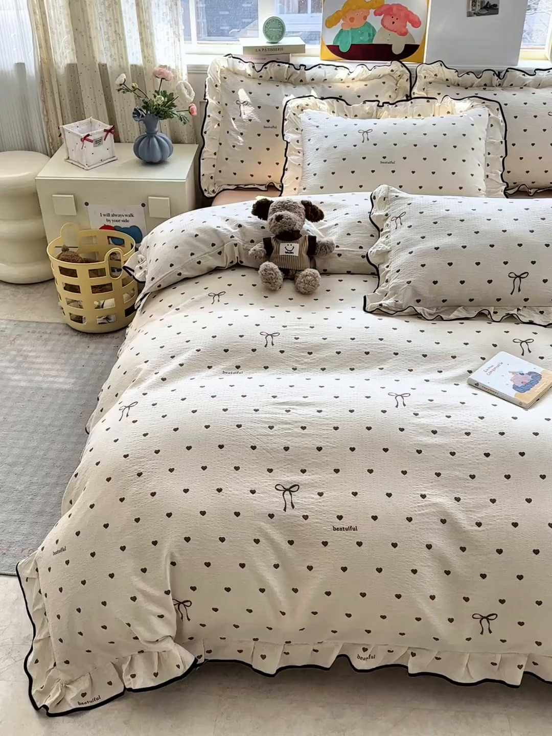 91家纺网 家纺一手货源 找家纺 壹和 2026新款A类云感花边款双层纱床盖款和床单款四件套单床盖单被套 焦糖爱心