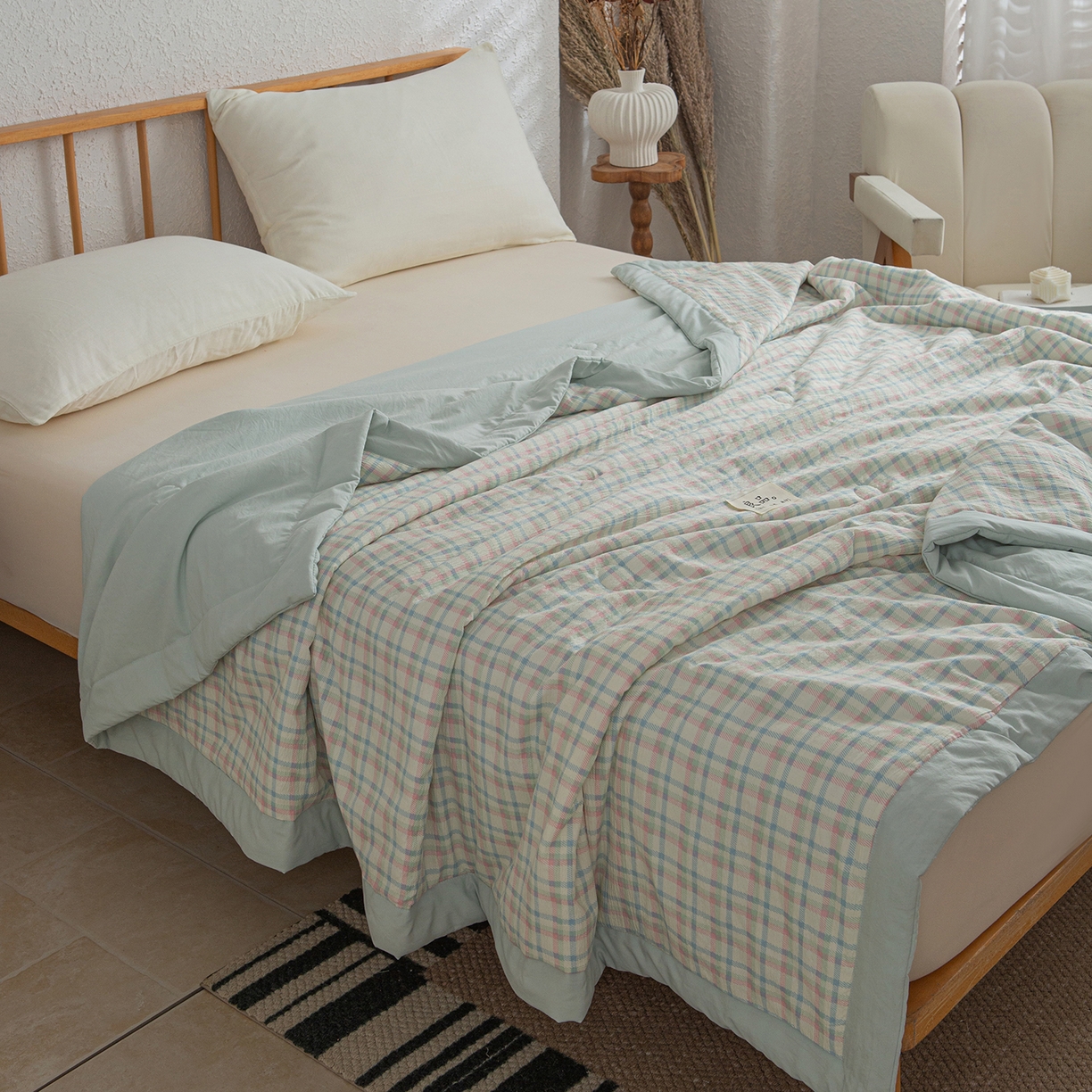 91家纺网 家纺一手货源 找家纺 宜梦家居 2026新款水洗双层纱夏被 剑蓝条