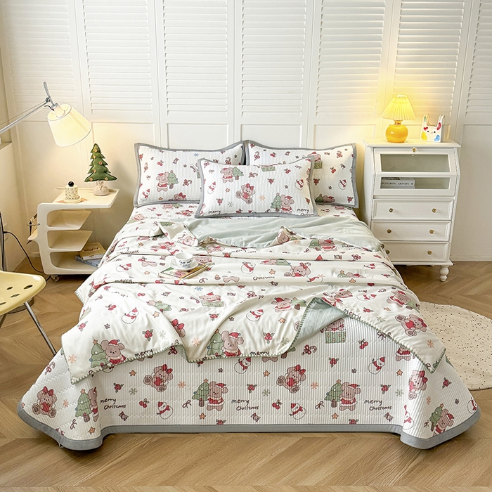 91家纺网 家纺一手货源 找家纺 卡罗兰 2026新款卡通印花凉席双面可用冰丝凉席床盖单件三四件套 圣诞熊