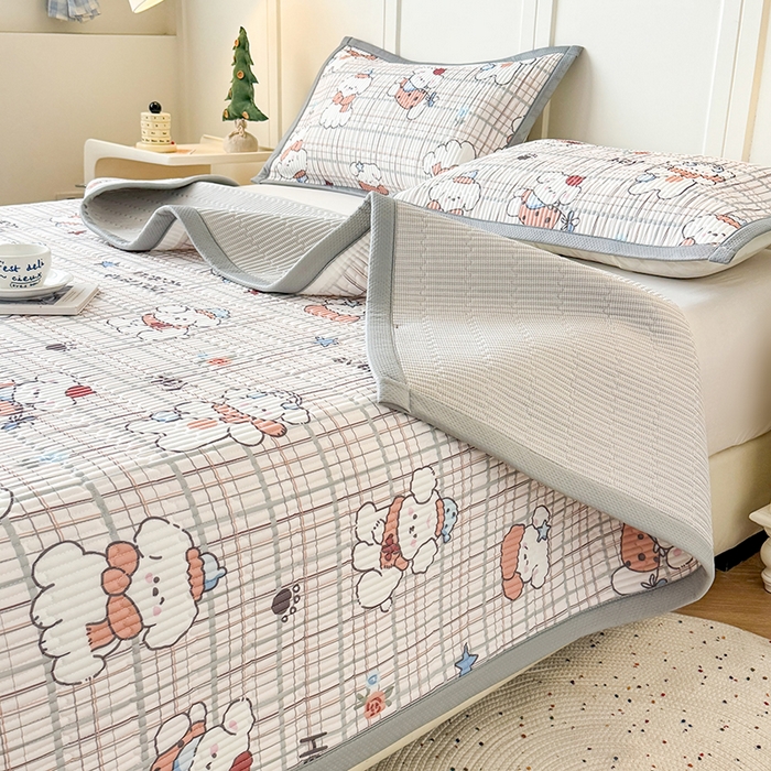 91家纺网 家纺一手货源 找家纺 卡罗兰 2026新款卡通印花凉席双面可用冰丝凉席床盖单件三四件套 快乐狗