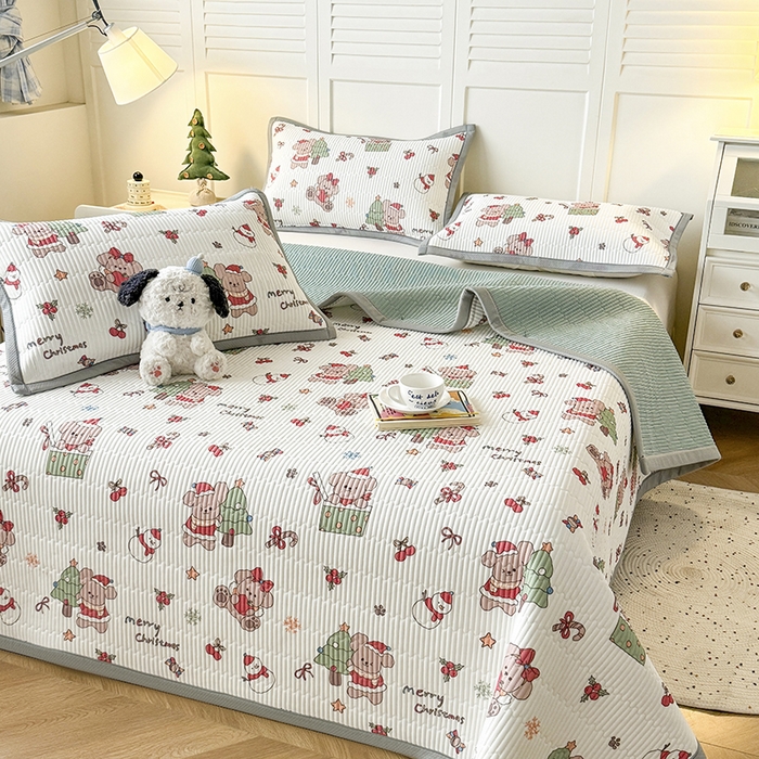 91家纺网 家纺一手货源 找家纺 卡罗兰 2026新款卡通印花凉席双面可用冰丝凉席床盖单件三四件套 圣诞熊