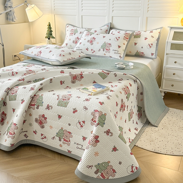 91家纺网 家纺一手货源 找家纺 卡罗兰 2026新款卡通印花凉席双面可用冰丝凉席床盖单件三四件套 圣诞熊