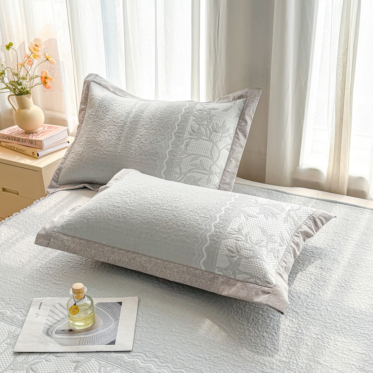 91家纺网 家纺一手货源 找家纺 席都凉席工厂店 2026年轻奢高克重豆豆凉席夏季凉感冰丝提花床裙款三件套-奢序 奢序-烟灰