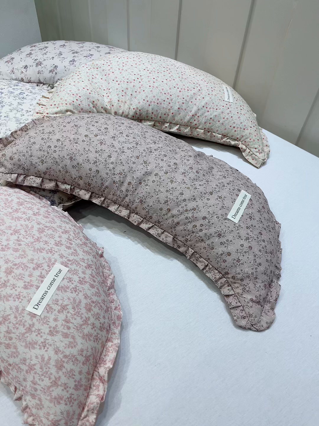 91家纺网 家纺一手货源 找家纺 （总）枕之坊 2026新款碎花月亮荞麦枕枕头枕芯