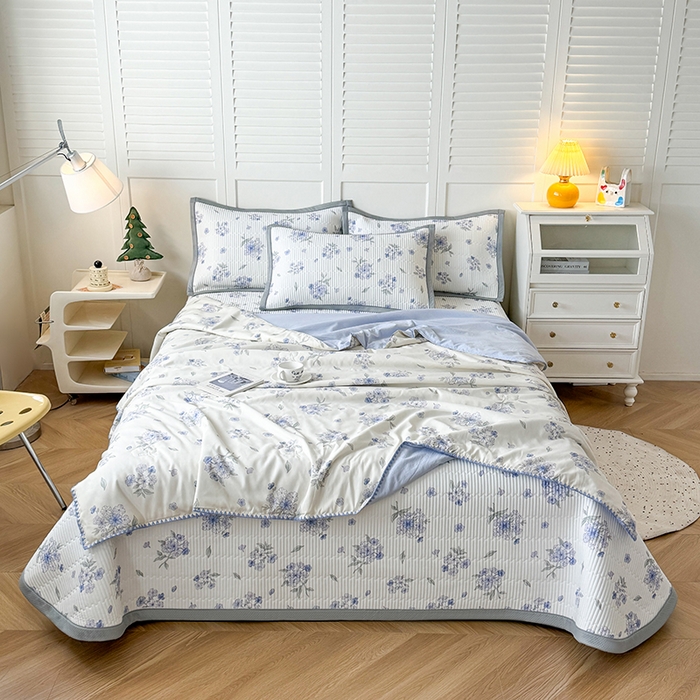 91家纺网 家纺一手货源 找家纺 卡罗兰 2026新款印花凉席双面可用冰丝凉席床盖单件三件四件套 半夏