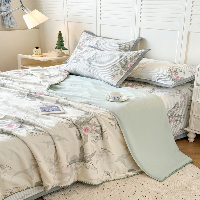 91家纺网 家纺一手货源 找家纺 卡罗兰 2026新款印花凉席双面可用冰丝凉席床盖单件三件四件套 春语