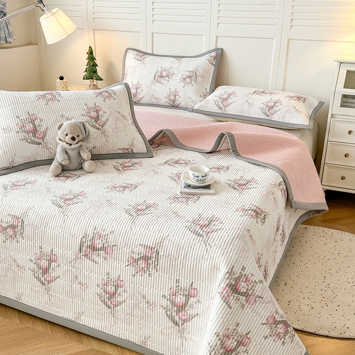 91家纺网 家纺一手货源 找家纺 卡罗兰 2026新款印花凉席双面可用冰丝凉席床盖单件三件四件套 百何