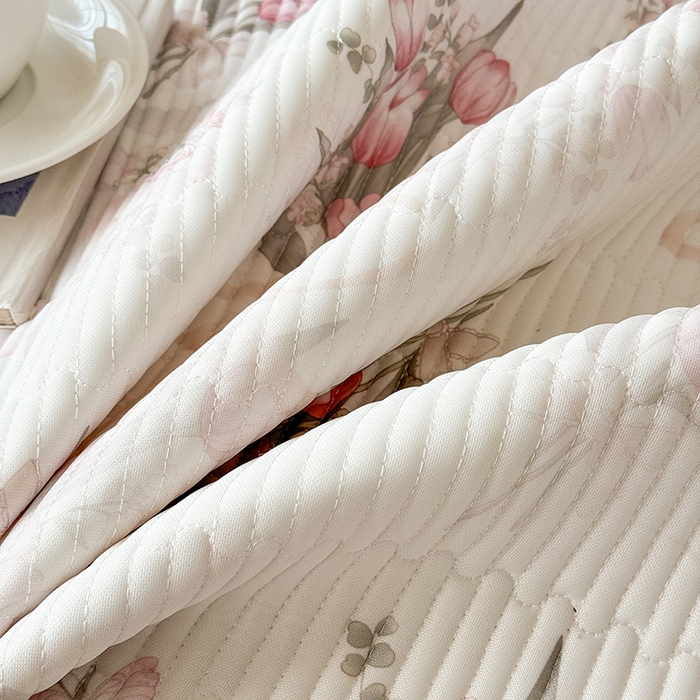 91家纺网 家纺一手货源 找家纺 卡罗兰 2026新款印花凉席双面可用冰丝凉席床盖单件三件四件套 百何