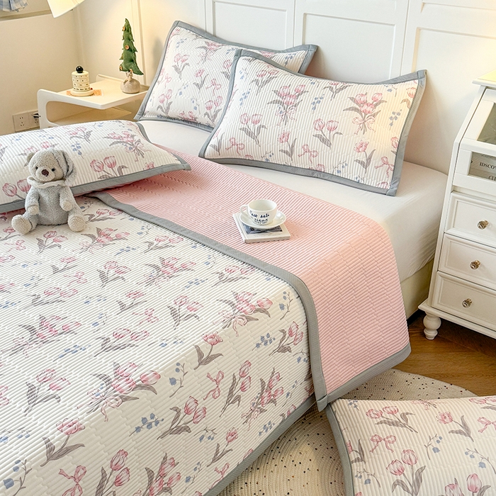 91家纺网 家纺一手货源 找家纺 卡罗兰 2026新款印花凉席双面可用冰丝凉席床盖单件三件四件套 郁金香